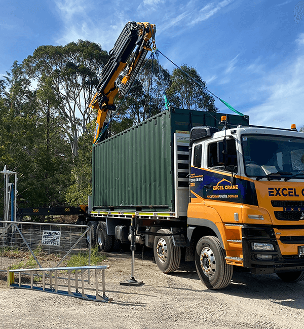 crane truck lifting container